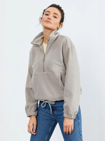 Tommy Life Fleece Jacket in Grey: front