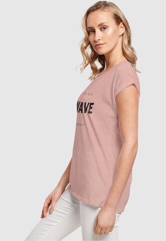 Merchcode Shirt 'Summer - Life Is A Wave' in Roze