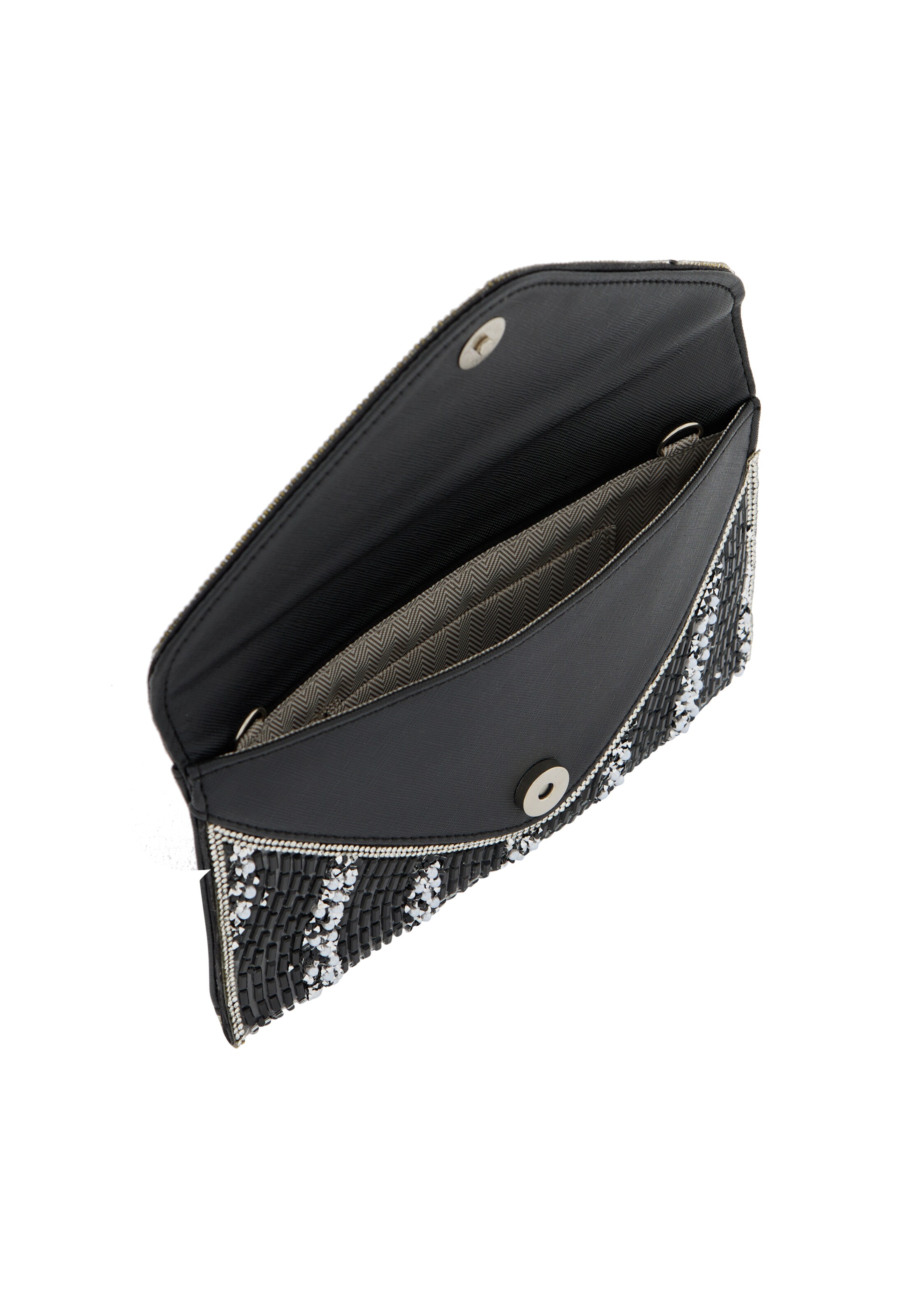 juoda faina Delninė