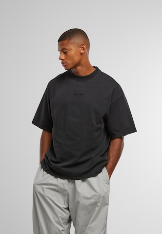 Pegador Shirt in Black: front