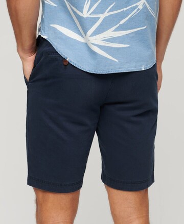 Superdry Slimfit Chinohose in Blau