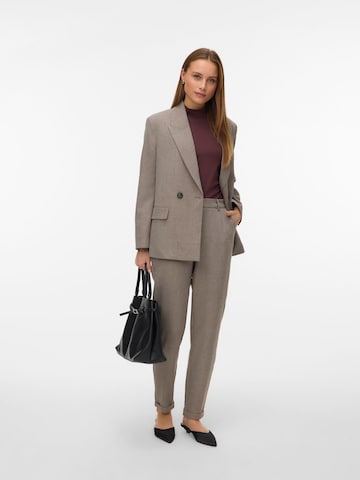 VERO MODA Tapered Broek in Grijs: voorkant