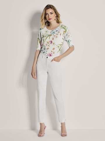 MADELEINE Slim fit Chino trousers in White
