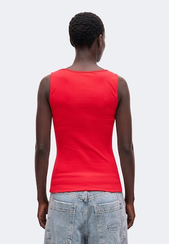 GAP Top in Rood