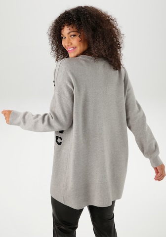 Aniston Sweater in Grey