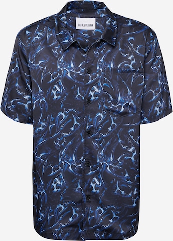 Han Kjøbenhavn Regular fit Button Up Shirt in Blue: front