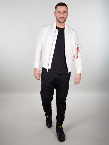 ALPHA INDUSTRIES Jacke in Weiß