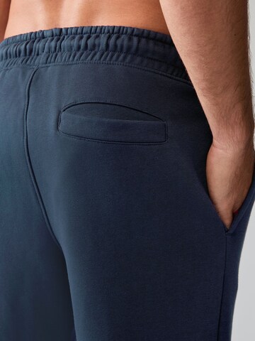 Next Tapered Broek in Blauw