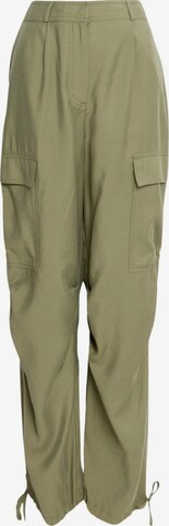 Regular Pantalon cargo Marks & Spencer en vert : devant