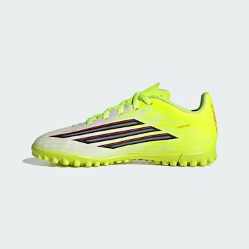ADIDAS PERFORMANCE - Calzado deportivo 'F50 Club Turf' en amarillo