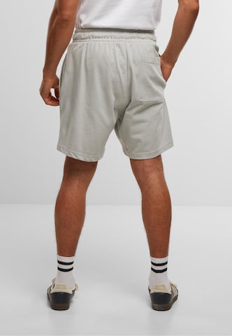 Urban Classics Loosefit Hose in Grau