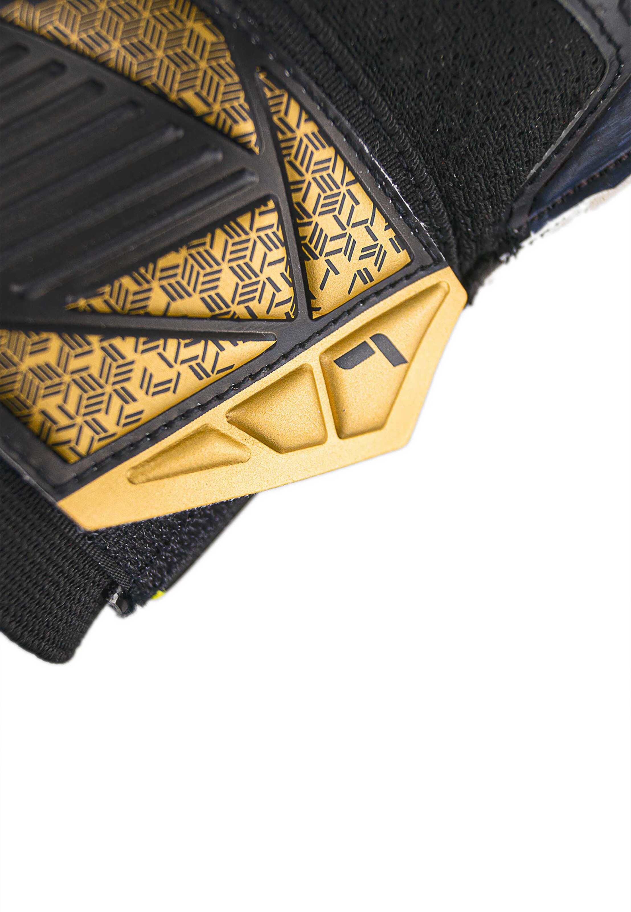 REUSCH Sports gloves 'Attrakt' in Black