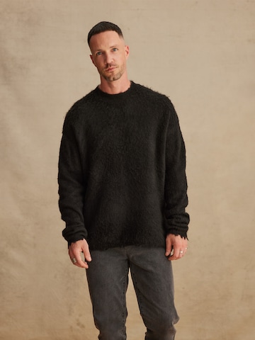 DAN FOX APPAREL Sweater 'Fabrice' in Black: front