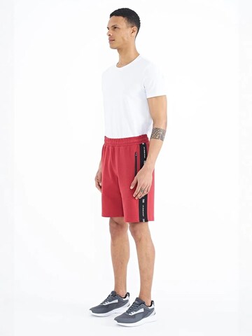 Tommy Life Loose fit Trousers in Red