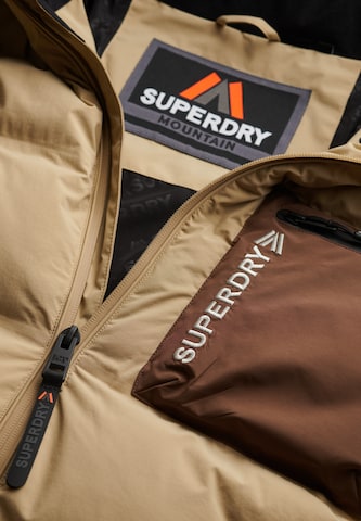 Veste fonctionnelle Superdry en beige