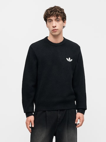 ADIDAS ORIGINALS - Jersey 'Trefoil Essentials' en negro: frente
