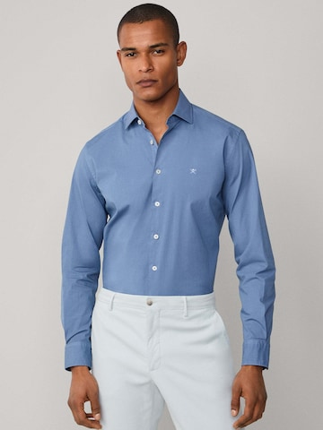Coupe regular Chemise 'ESS' Hackett London en bleu : devant