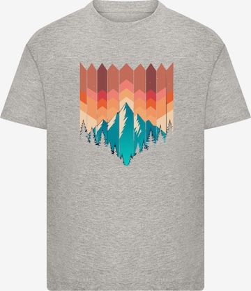 F4NT4STIC T-Shirt 'Berg Sonnenuntergang Geometrisch' in Grau: Vorderseite