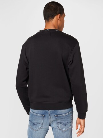 Calvin Klein Jeans Sweatshirt in Schwarz