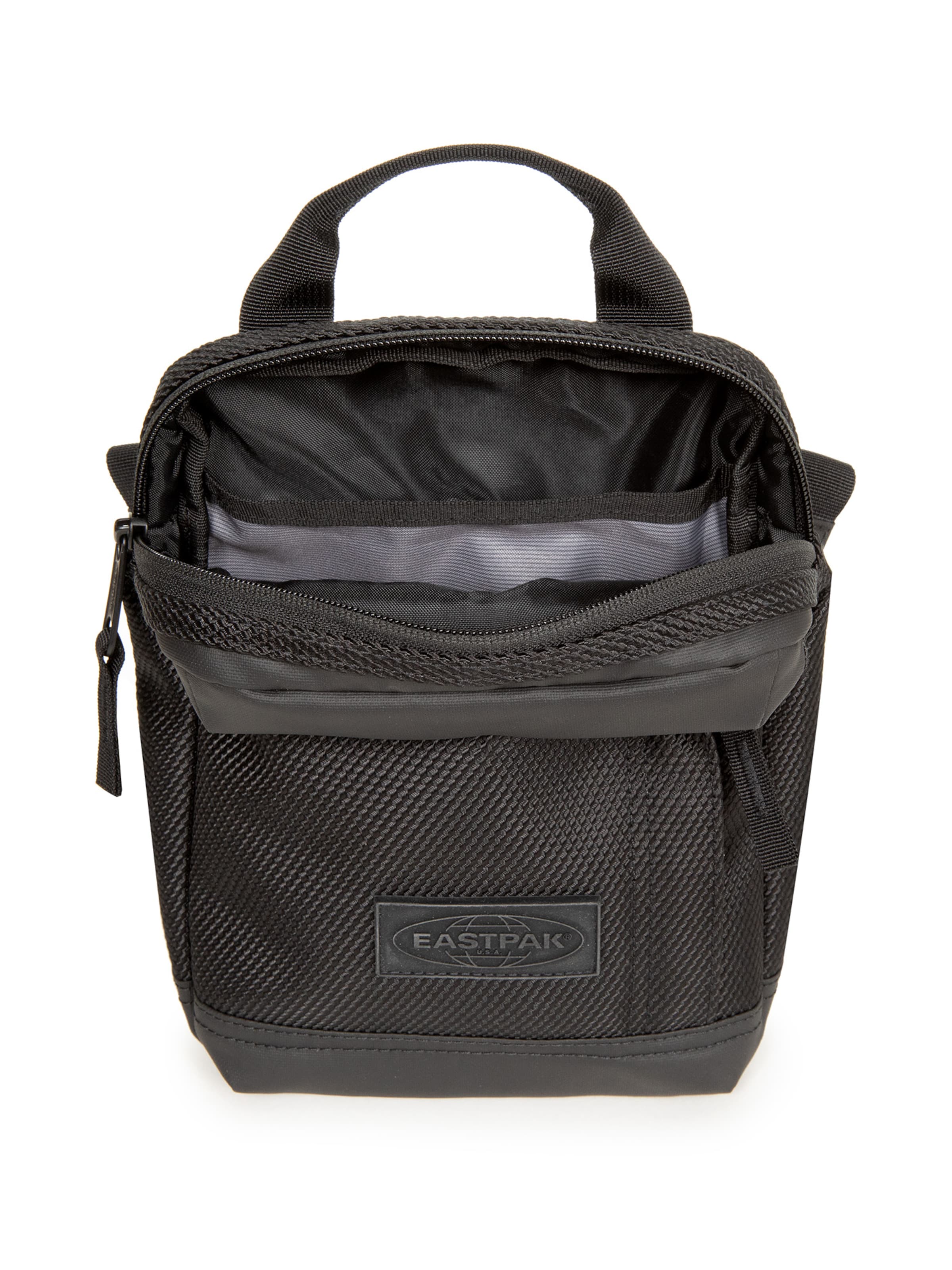 EASTPAK Τσάντα ώμου 'The One Cnnct' σε μαύρο