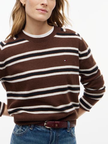 TOMMY HILFIGER Pullover in Braun