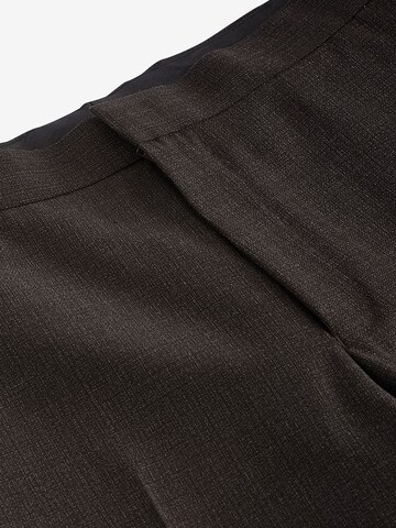 Next Slimfit Hose in Braun