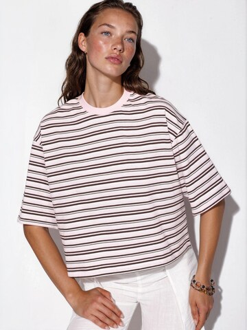 T-shirt Busem en blanc : devant