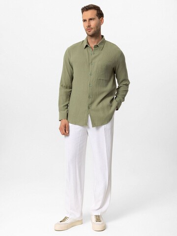 Regular fit Camicia 'Ilario' di Antioch in verde
