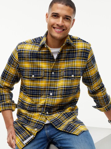 TOMMY HILFIGER Jacke in Gelb