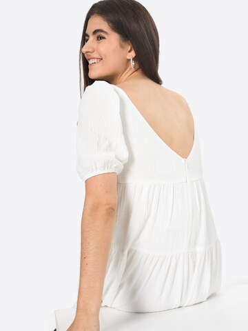 SISTERS POINT Summer Dress in White