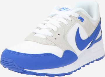 Nike Sportswear Låg sneaker 'NIKE AIR PEGASUS '89' i vit: framsida