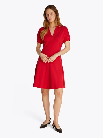 TOMMY HILFIGER Платье в Красный