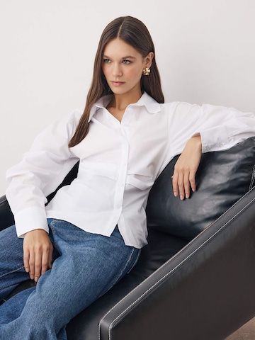 Trendyol - Blusa en blanco: frente