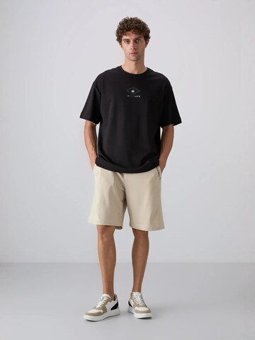 Tommy Life Shirt in Black