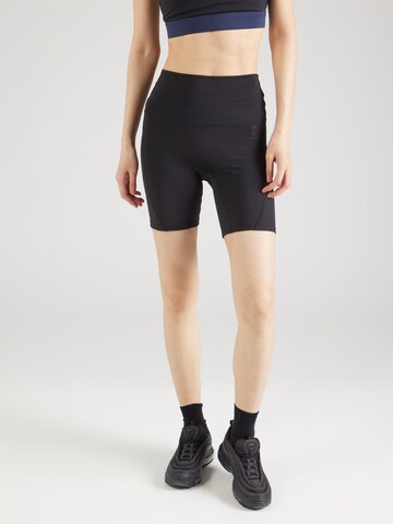 P.E Nation Skinny Sportshorts 'Free Play 7' in Schwarz: Vorderseite