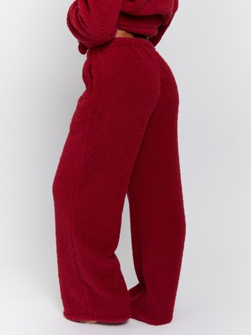 Loungeable Loungewear in Red