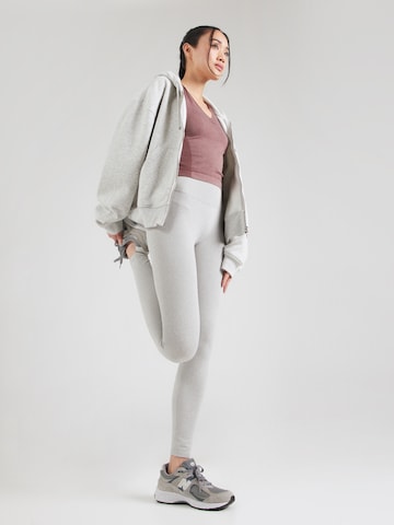 ICANIWILL Urheilutoppi värissä ruskea