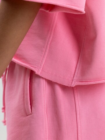 Hey Honey Sweatshirt 'Short Sleeve' in Pink