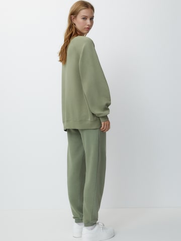 Pull&Bear Tapered Trousers in Green