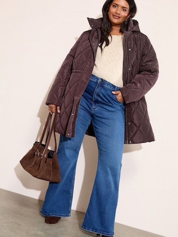 Friends Like These Зимнее пальто в Красный