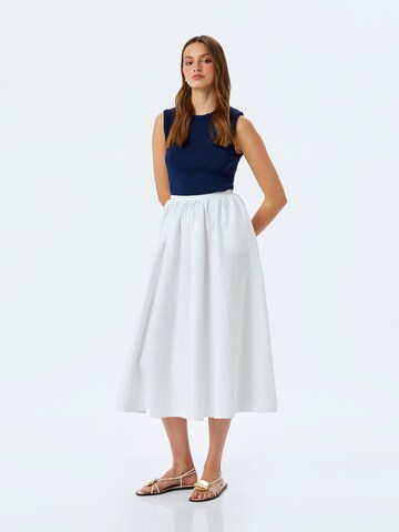Koton Skirt in White: front