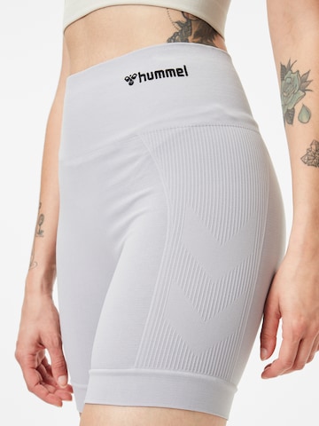 Hummel Skinny Sporthose in Grau