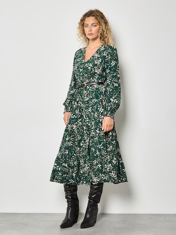 Apricot Dress in Green: front