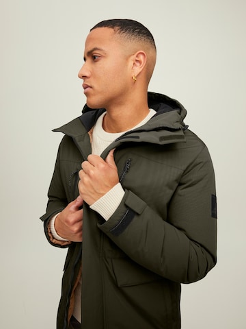 Parka de primăvară-toamnă 'BACH' de la JACK & JONES pe verde