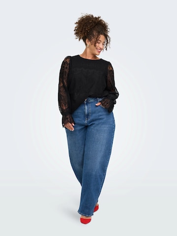 ONLY Carmakoma - Blusa en negro