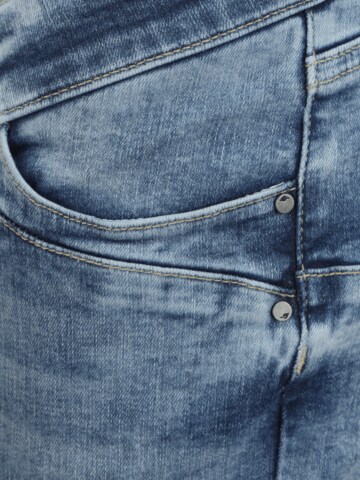 Slimfit Jeans de la MAMALICIOUS pe albastru