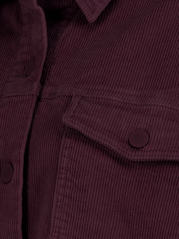 Eight2Nine Between-Season Jacket in Red