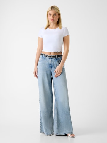 GUESS - Camiseta 'ELISABETTE' en blanco