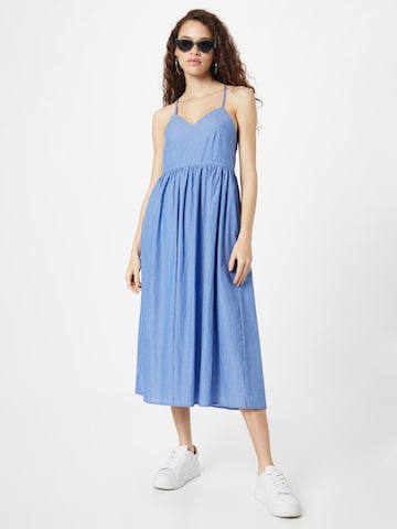 Robe minus en bleu