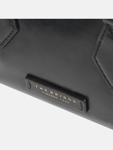 The Bridge Shoulder Bag in Black